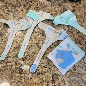 Extra Owlet Socks and Charging Base (original version)
